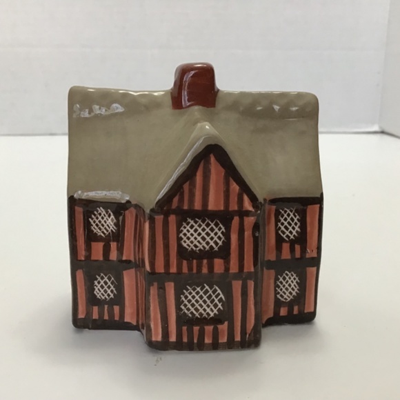 Suffolk Cottage Mudlen End Studio Style Figurine - Picture 2 of 6